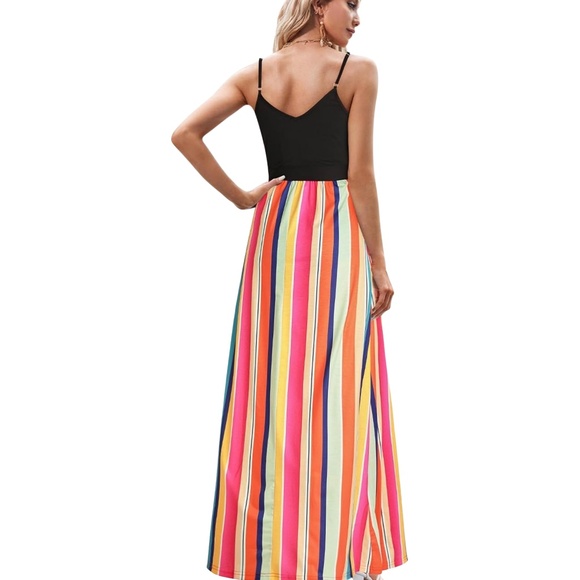 Women's Summer Beachy Maxi Dress | V-Neck, Adjustable Straps, +Pockets | Size: L - Picture 2 of 5